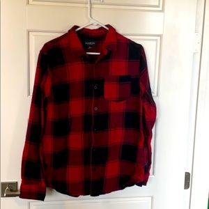 PacSun Flannel Shirt - Medium